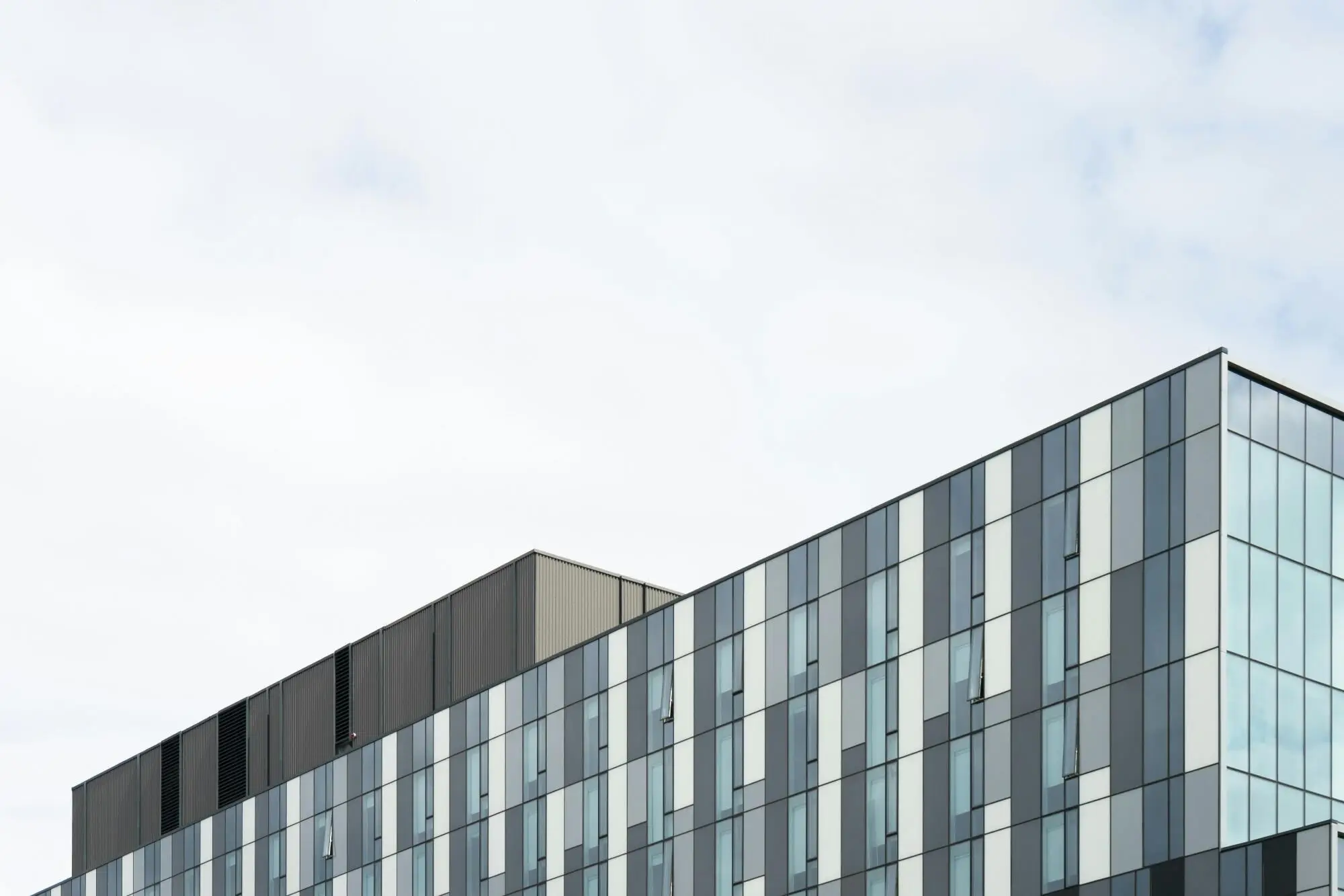 Expert Guide to Commercial Property Maintenance Tips in Dallas